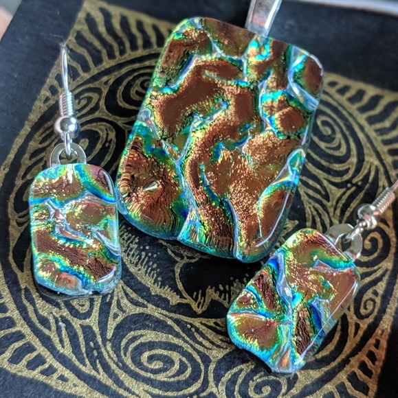 Fire & Ice; Glass/Dichroic Pendant & Earring Set - Picture 3 of 6